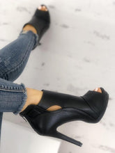 Schwarze Peep Toe Cutout Stiletto Schuhe Sandalen Dünne High Heel Stiefeletten